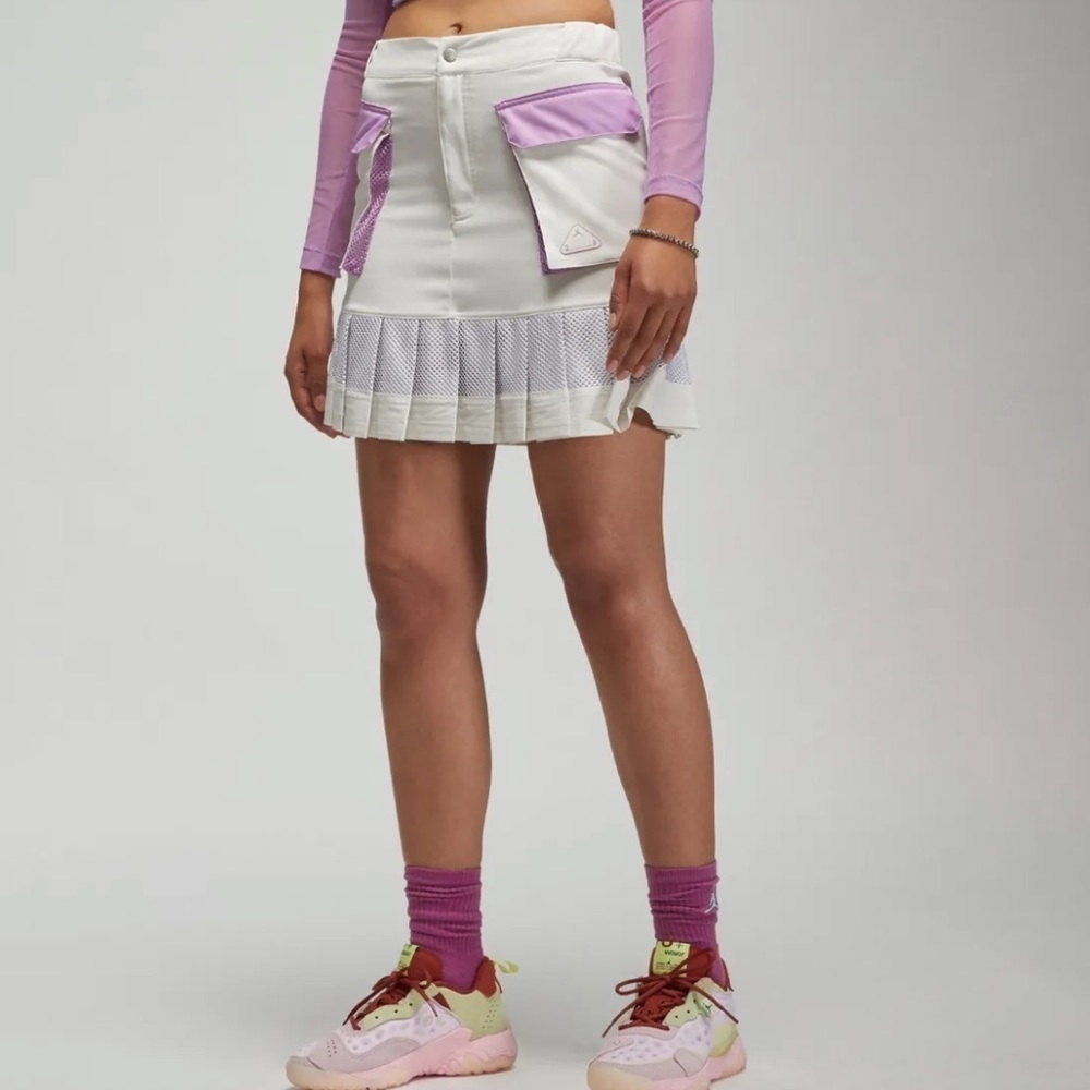 NEW Nike Air Jordan 23 Engineered Pleat Hem Mini Skirt - Picture 4 of 8